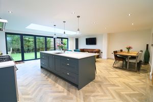 Photo 15- click for photo gallery